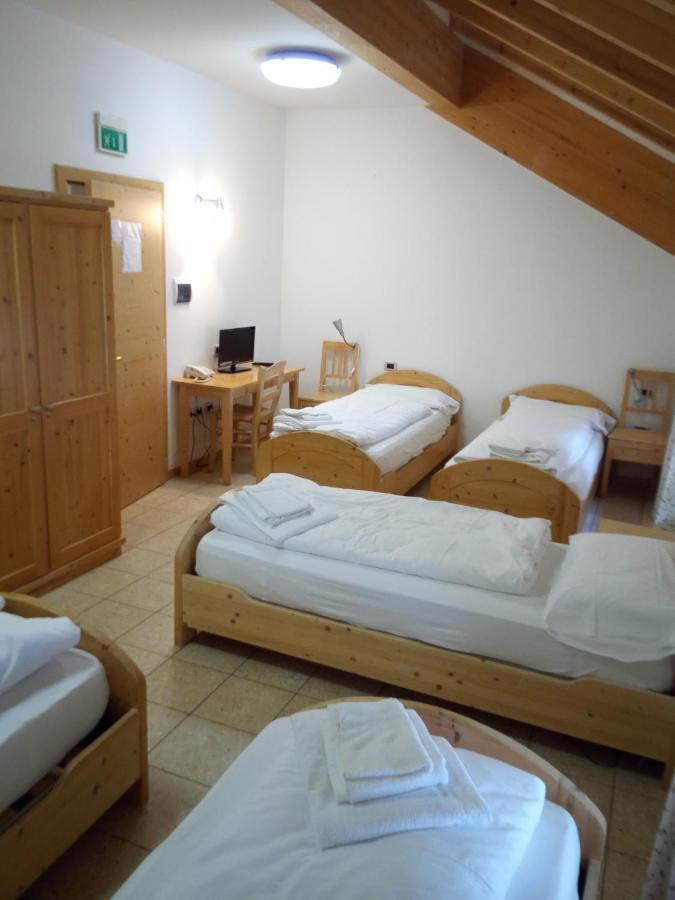 Taxus Hostel Pieve Tesino Εξωτερικό φωτογραφία